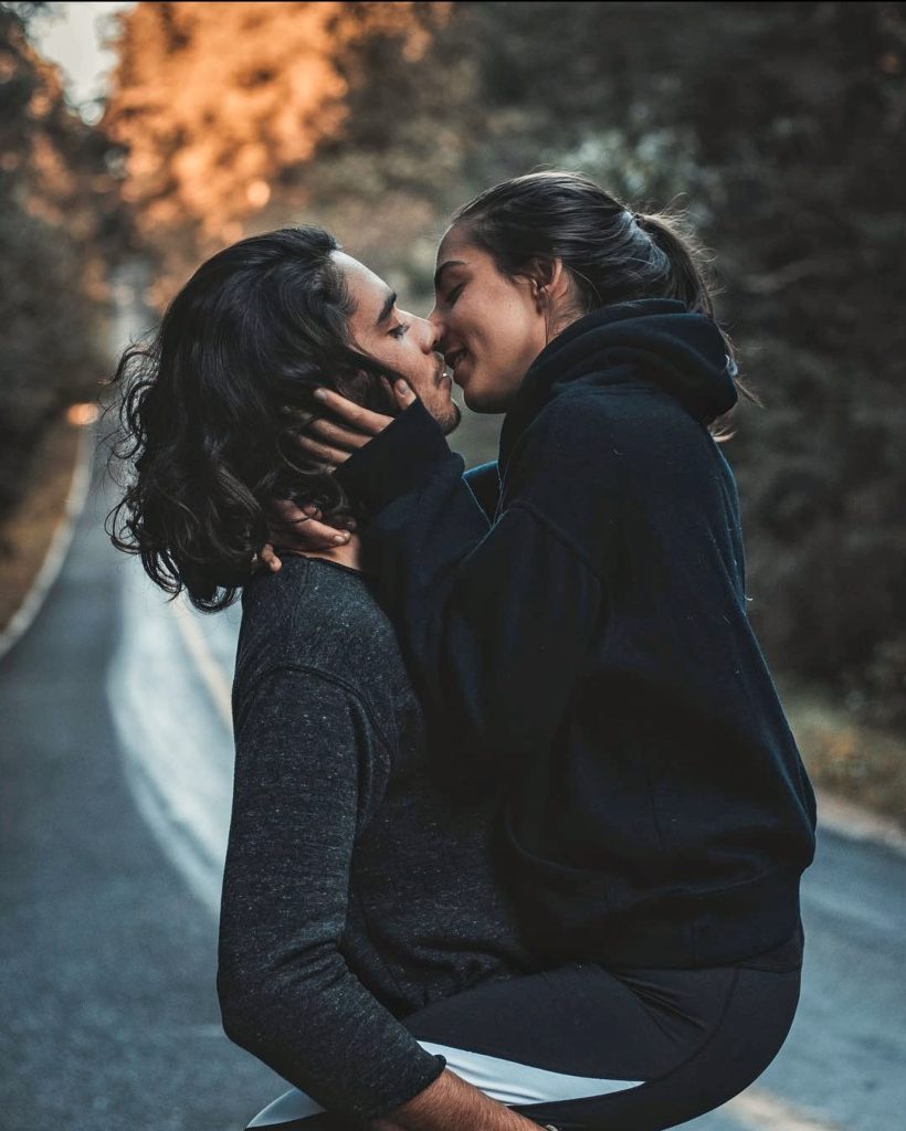 How Do Girls Masturbate
